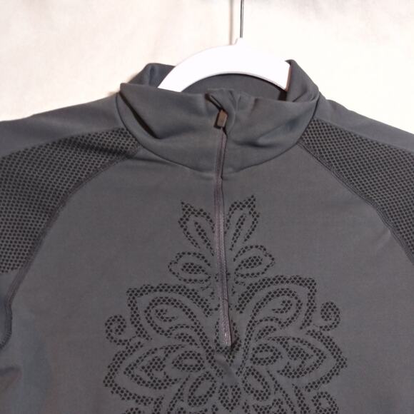 Athleta Ombre Grey & Black Quarter Zip Pullover Top Athletic Athleisure Size S - Picture 2 of 7